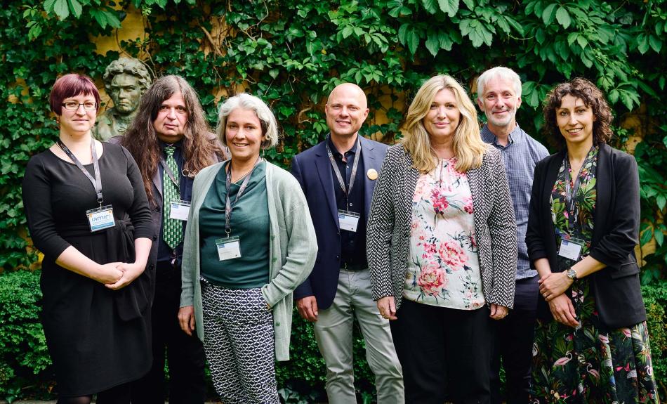 Der Vorstand der IAMIC