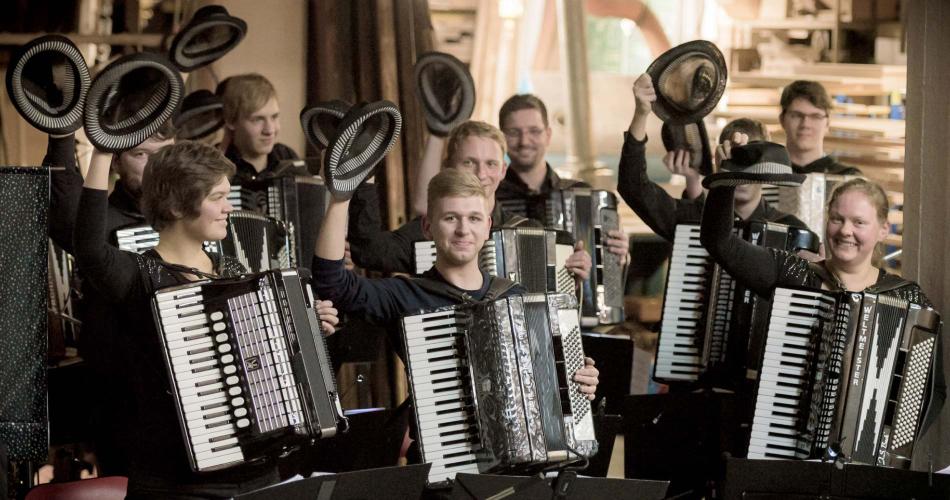 Titelfoto zum Thema Amateurmusizieren