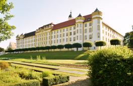 Außenansicht: Landesakademie für die musizierende Jugend in Baden-Württemberg, Ochsenhausen.