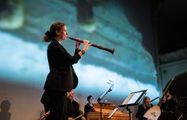 DIe Oboistin Katharina Bäuml mit dem Ensemble Capella de la Torre