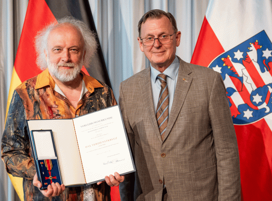 Der Programmdirektor des Rudolstadt-Festivals Bernhard Hanneken und Thüringens Ministerpräsident Bodo Ramelow