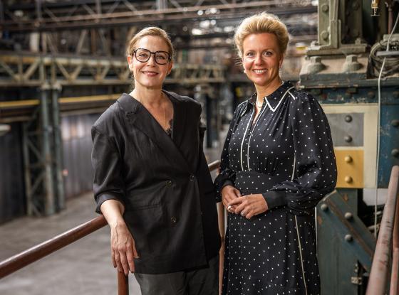 Kulturministerin Ina Brandes mit der neuen Intendantin Lydia Steier